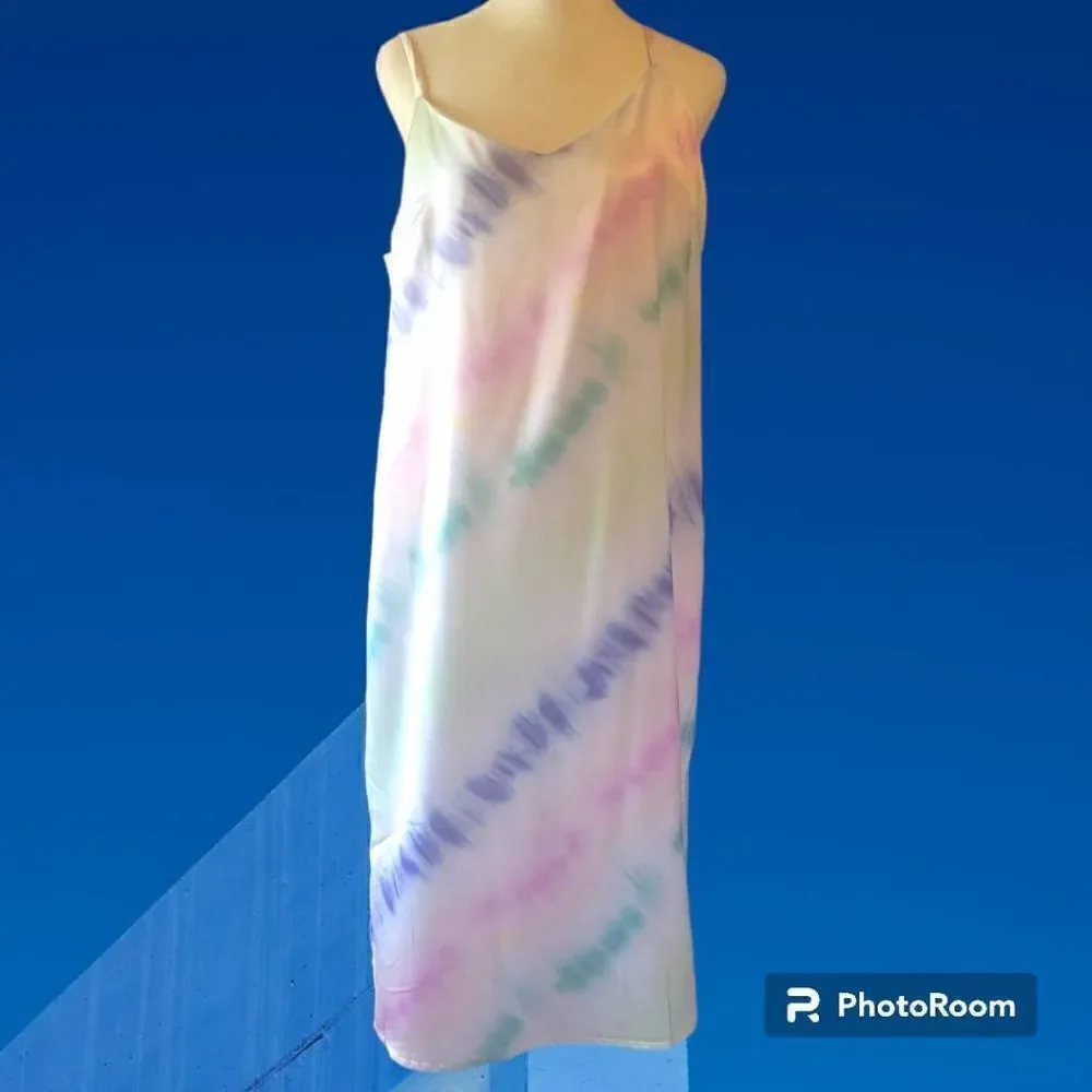 NWOT OnTwelfth Satiny Watercolor Slip Dress Size Large